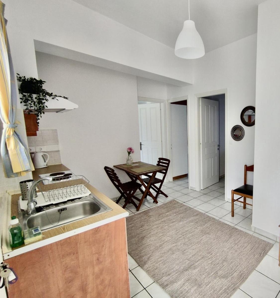 Nereides Apartments 아기오스고르디오스 외부 사진